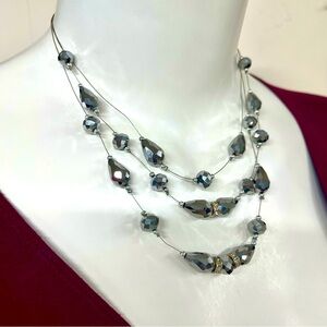 #017 Vintage Beaded Necklace 18”.  
💰3/$20